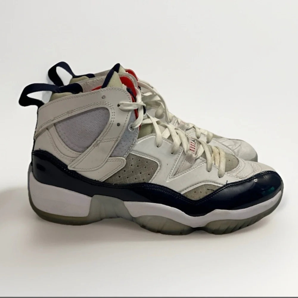 Nike Air Jordan Jumpam Two Trey DO1925 102 